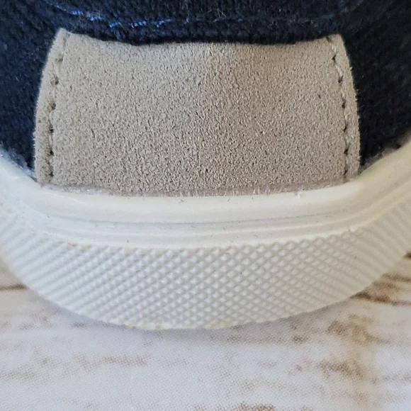 Muk Luks Kyle navy blue slip on sneakers with plaid accents NWOT - Picture 6 of 12